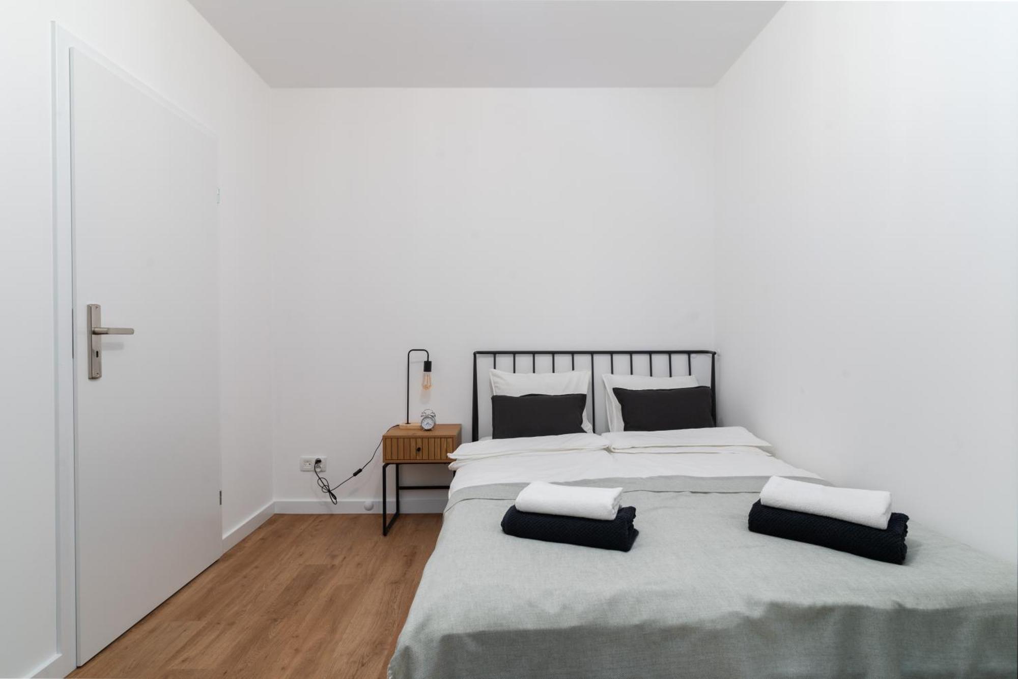 Lineburg Villa Apartments วอร์ซอ ภายนอก รูปภาพ