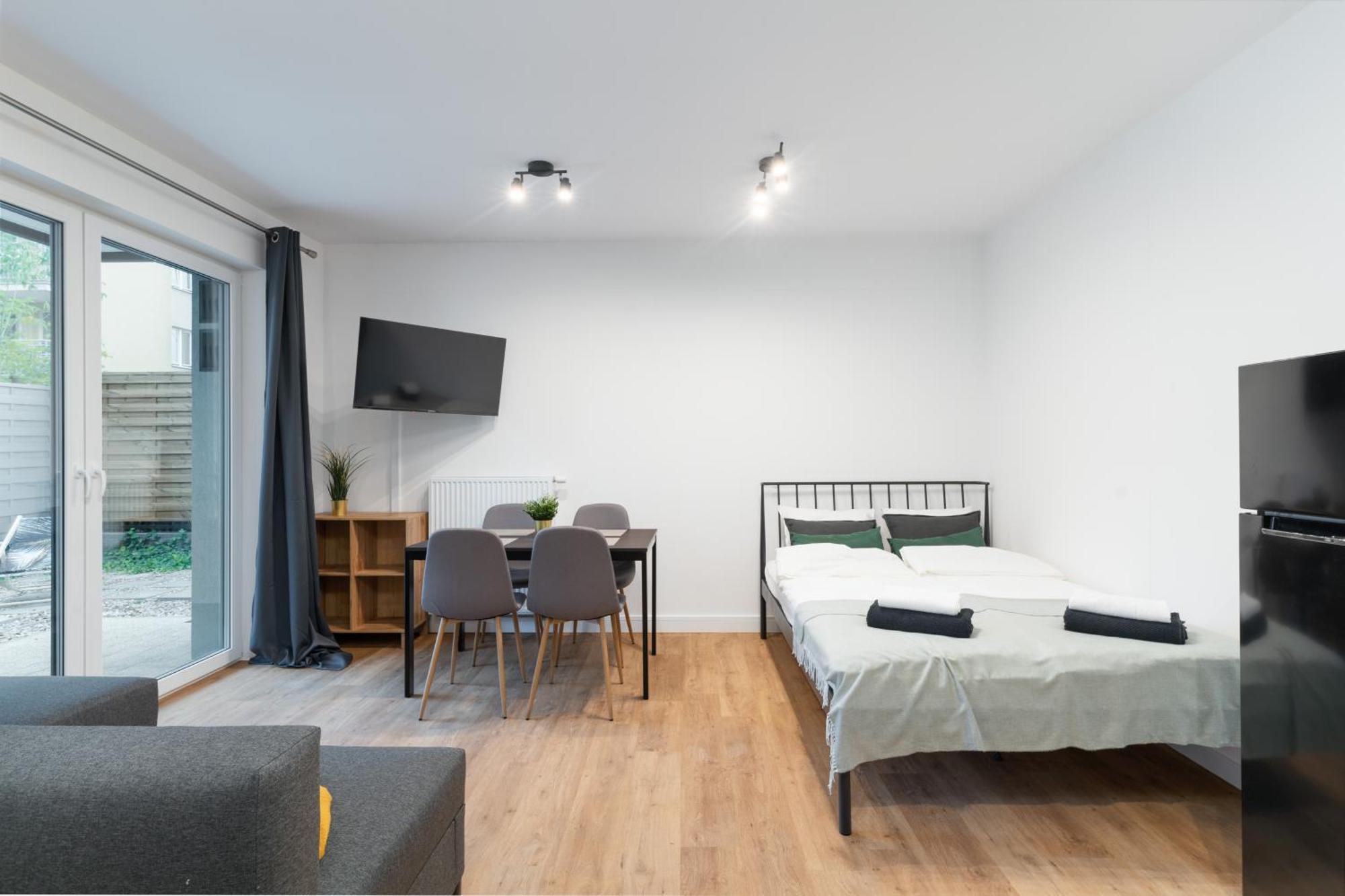 Lineburg Villa Apartments วอร์ซอ ภายนอก รูปภาพ