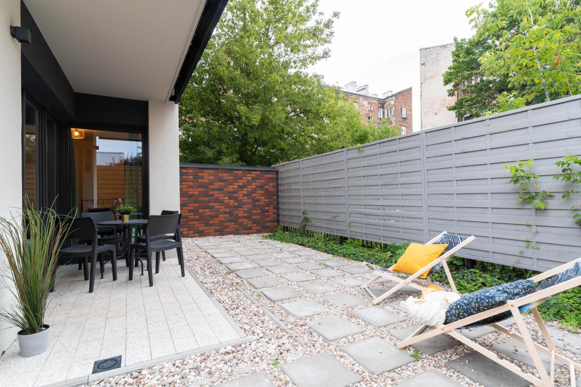 Lineburg Villa Apartments วอร์ซอ ภายนอก รูปภาพ