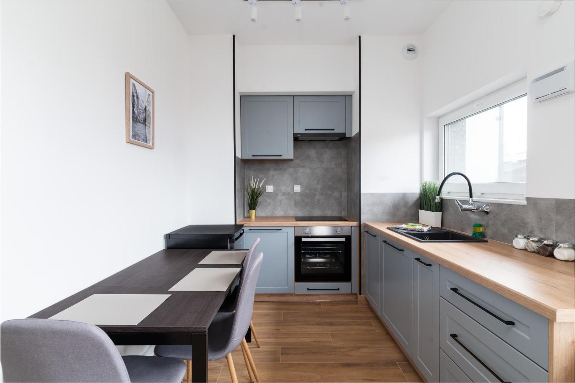 Lineburg Villa Apartments วอร์ซอ ภายนอก รูปภาพ