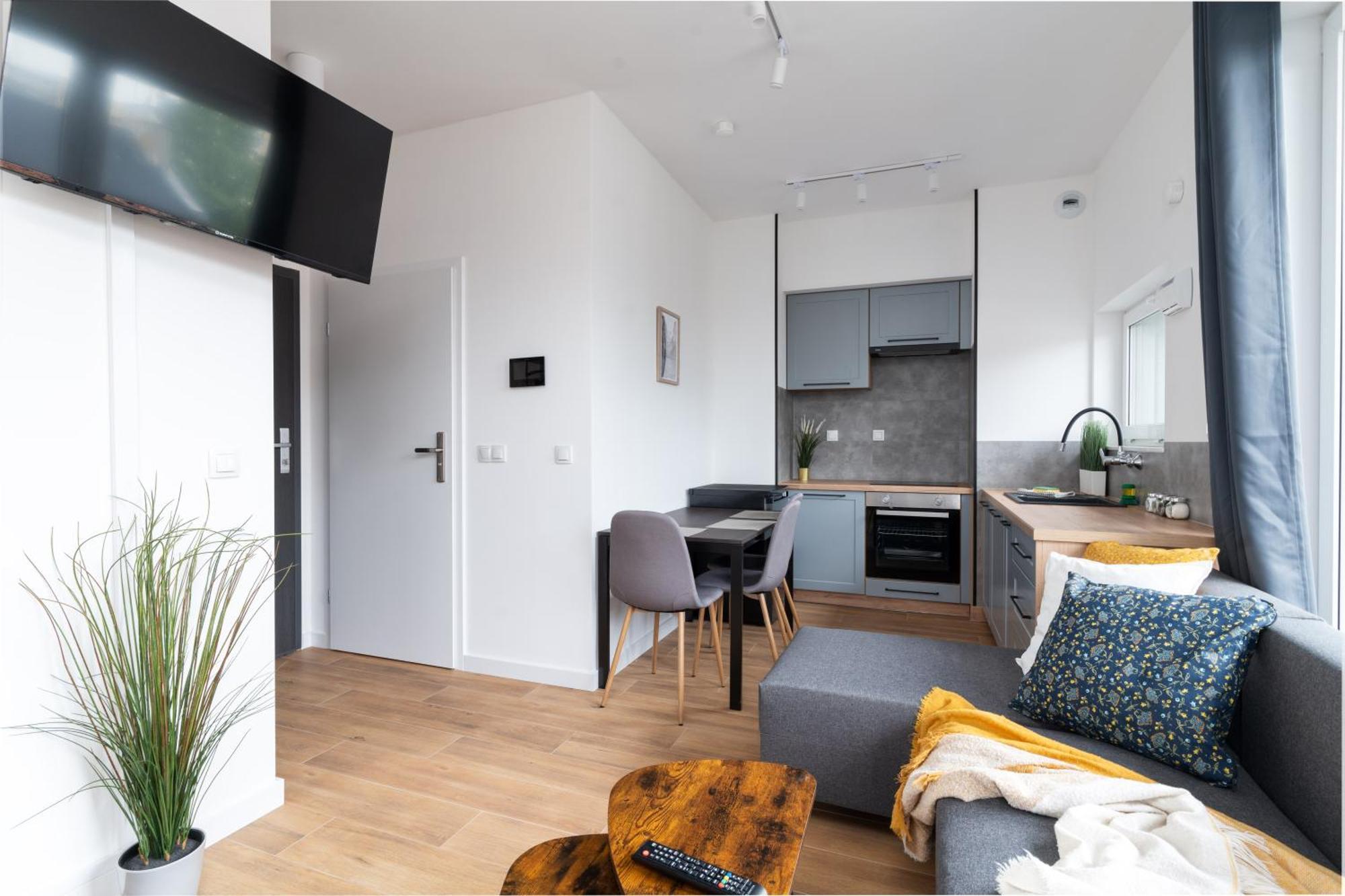 Lineburg Villa Apartments วอร์ซอ ภายนอก รูปภาพ
