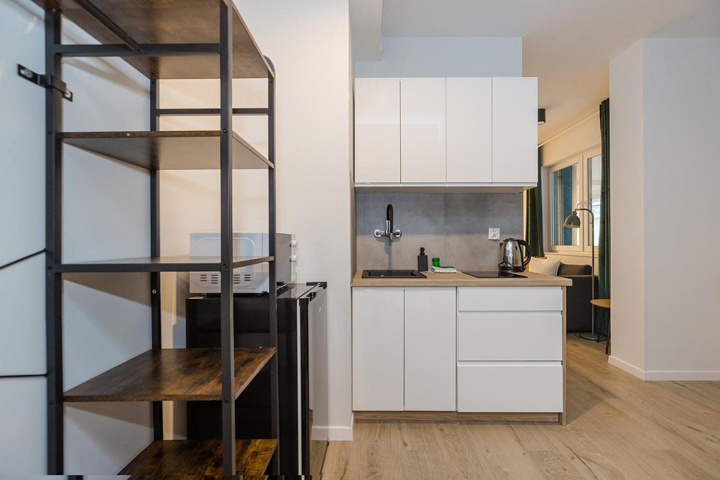 Lineburg Villa Apartments วอร์ซอ ภายนอก รูปภาพ
