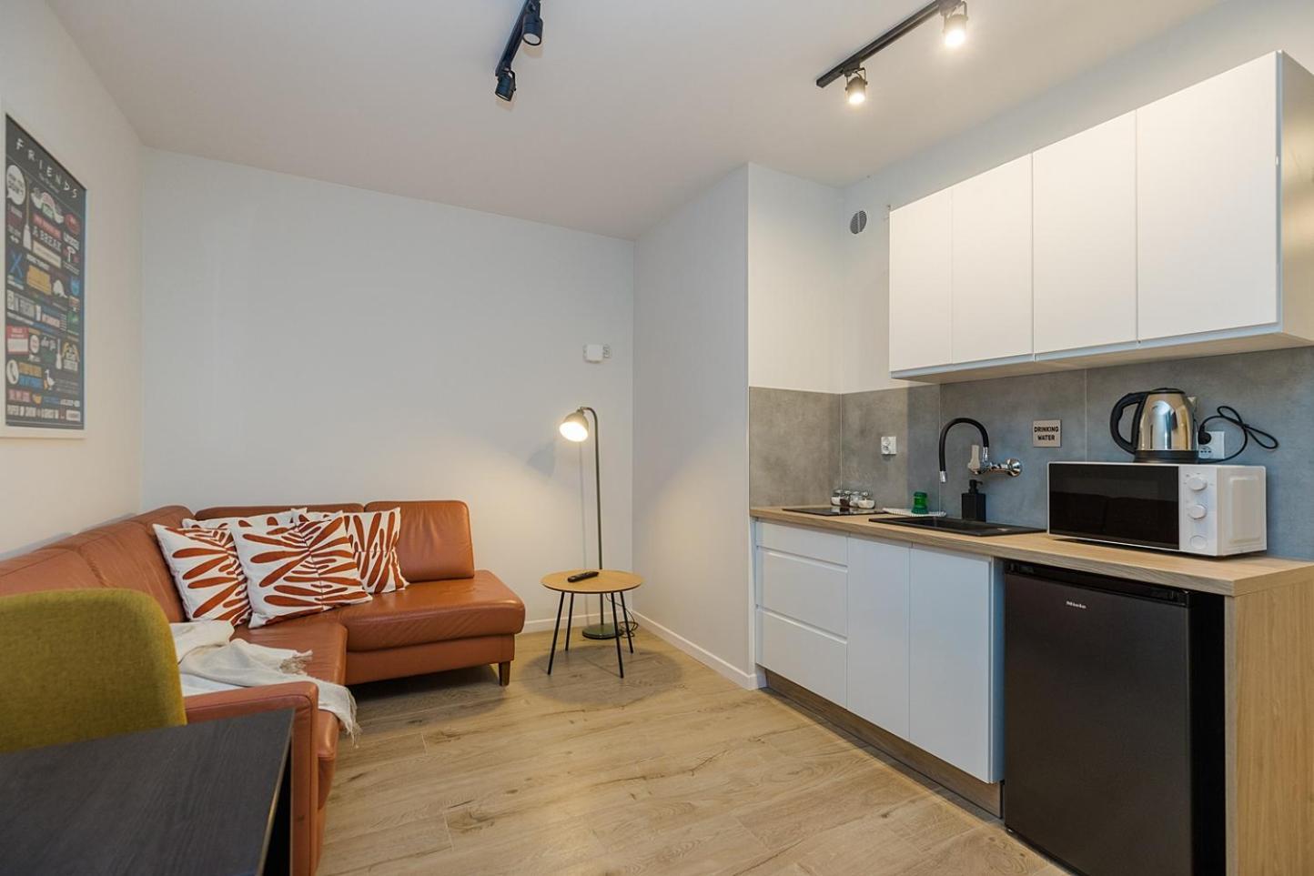 Lineburg Villa Apartments วอร์ซอ ภายนอก รูปภาพ