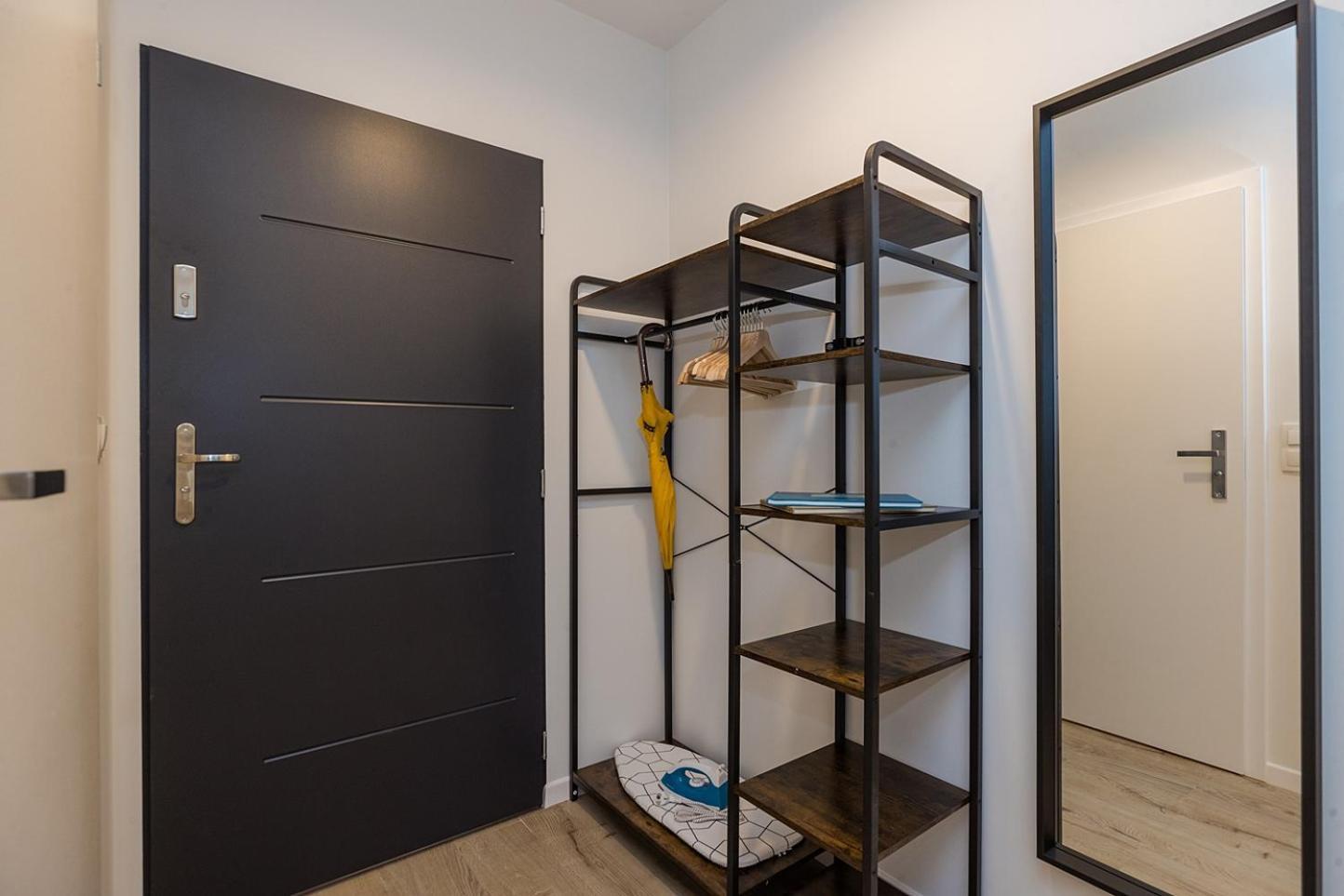 Lineburg Villa Apartments วอร์ซอ ภายนอก รูปภาพ