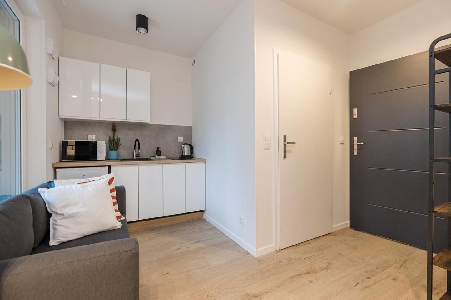 Lineburg Villa Apartments วอร์ซอ ภายนอก รูปภาพ