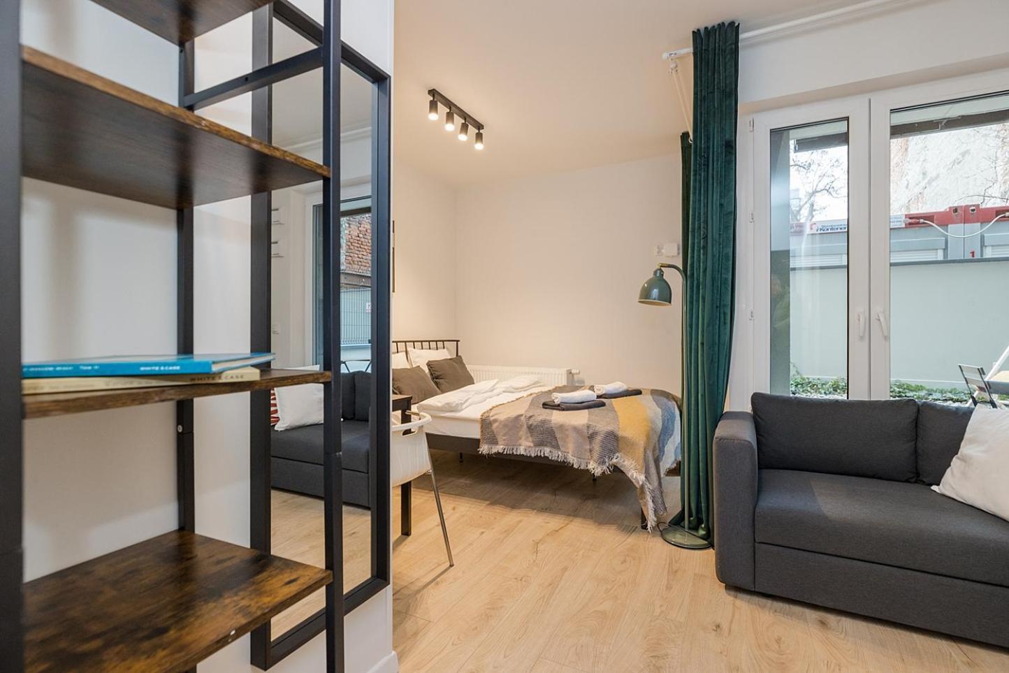Lineburg Villa Apartments วอร์ซอ ภายนอก รูปภาพ