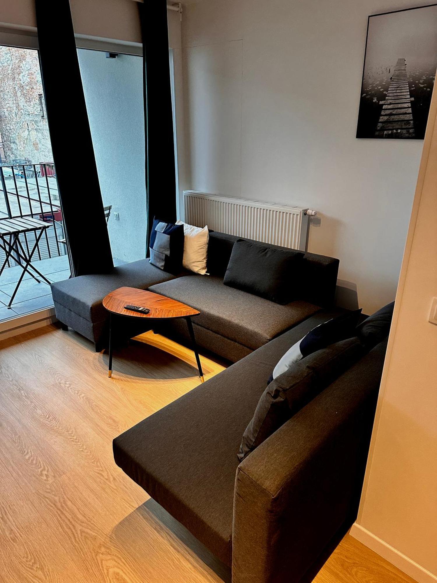 Lineburg Villa Apartments วอร์ซอ ภายนอก รูปภาพ