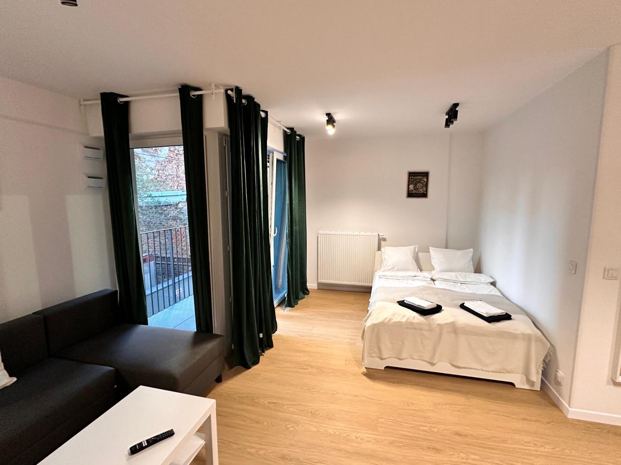 Lineburg Villa Apartments วอร์ซอ ภายนอก รูปภาพ